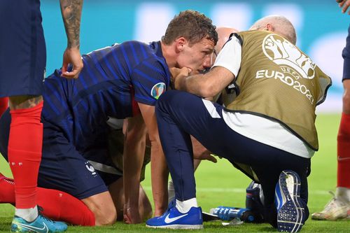 Pavard a fost serios busculat în meciul Franța - Germania. FOTO: Guliver/Getty Images
