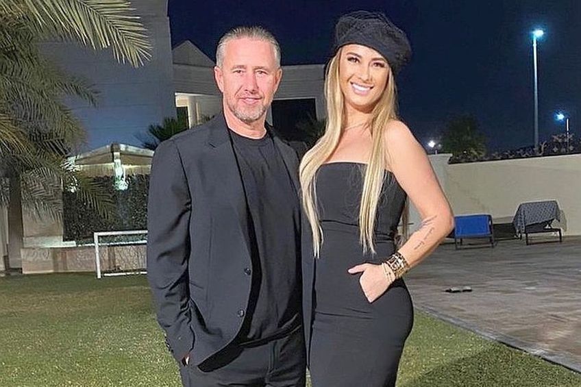 Se Joacă De A Căsnicia Laurențiu Reghecampf Divorțăm Anamaria Prodan Nu Se Pune Problema Suntem Fericiți