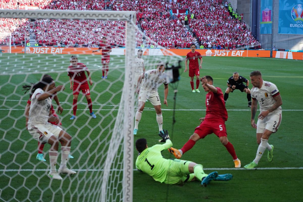 Basarab Panduru, elogii pentru un fotbalist de la Euro 2020: „N-am văzut în viața mea așa diferență. Și în ghips dacă intra, tot era mai bun decât ceilalți”