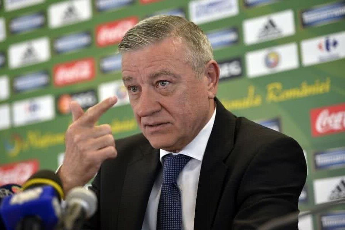Mircea Sandu critică un „tricolor”: „Și-a bătut joc de națională” + spune că cel mai bun jucător n-a fost convocat de Iordănescu