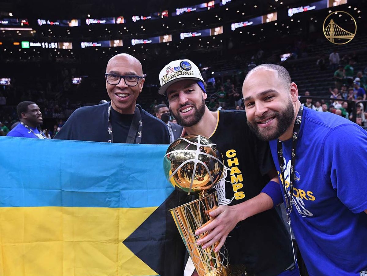 Dinastia Warriors! Golden State e din nou campioană NBA » Ridică trofeul chiar pe terenul lui Boston Celtics! Curry, MVP-ul finalei