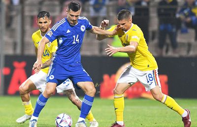 Naționala papă-lapte! Un bosniac trecut prin Liga 1 îi pune la zid pe tricolori : „Sunt fricoși și fără patriotism”