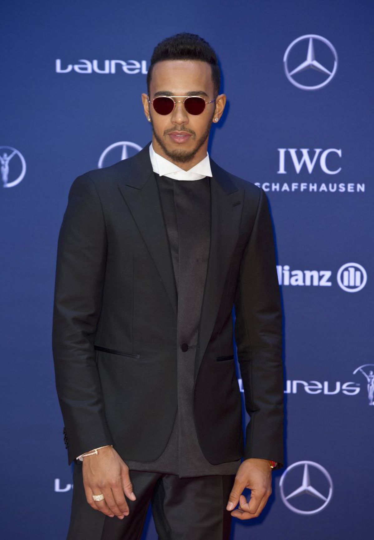 Lewis Hamilton, o nouă apariție inedită » Cum a apărut la Marele Premiu din Canada și o colecție cu cele mai inedite look-uri ale sale