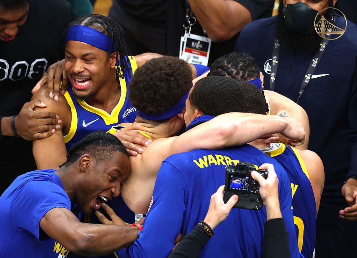Dinastia Warriors! Golden State e din nou campioană NBA » Ridică trofeul chiar pe terenul lui Boston Celtics! Curry, MVP-ul finalei
