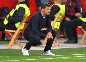 Conflict în conducerea Barcelonei » Deco vrea un antrenor din Portugalia, Laporta nu e de acord
