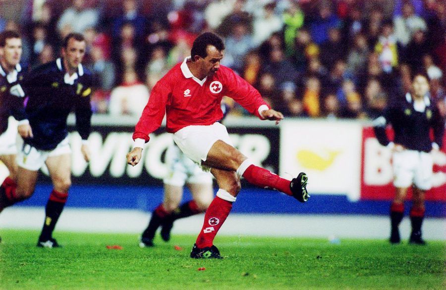 Omul care a condus Elveția la incredibilul 4-1 cu România de la World Cup ‘94: „Am și acum tricoul lui Hagi, ceva extraordinar pentru un biet jucător elvețian”