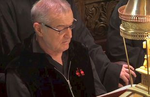 Gigi Becali a cântat la Sfânta Liturghie de la Patriarhie » Imagini inedite cu patronul FCSB