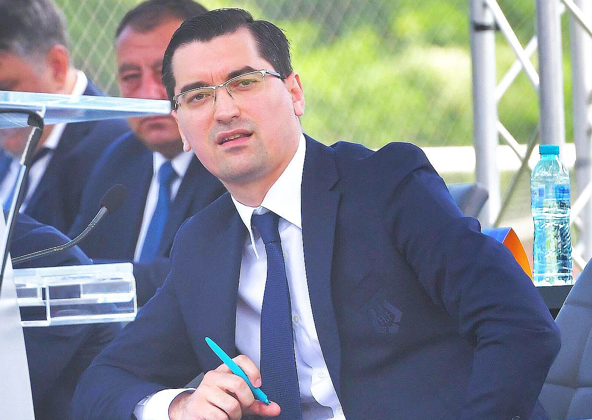 Răzvan Burleanu e milionar! Declarația de avere a președintelui FRF e acum publică: câștigă într-un an aproape cât Florinel Coman + ce salariu are la Federație