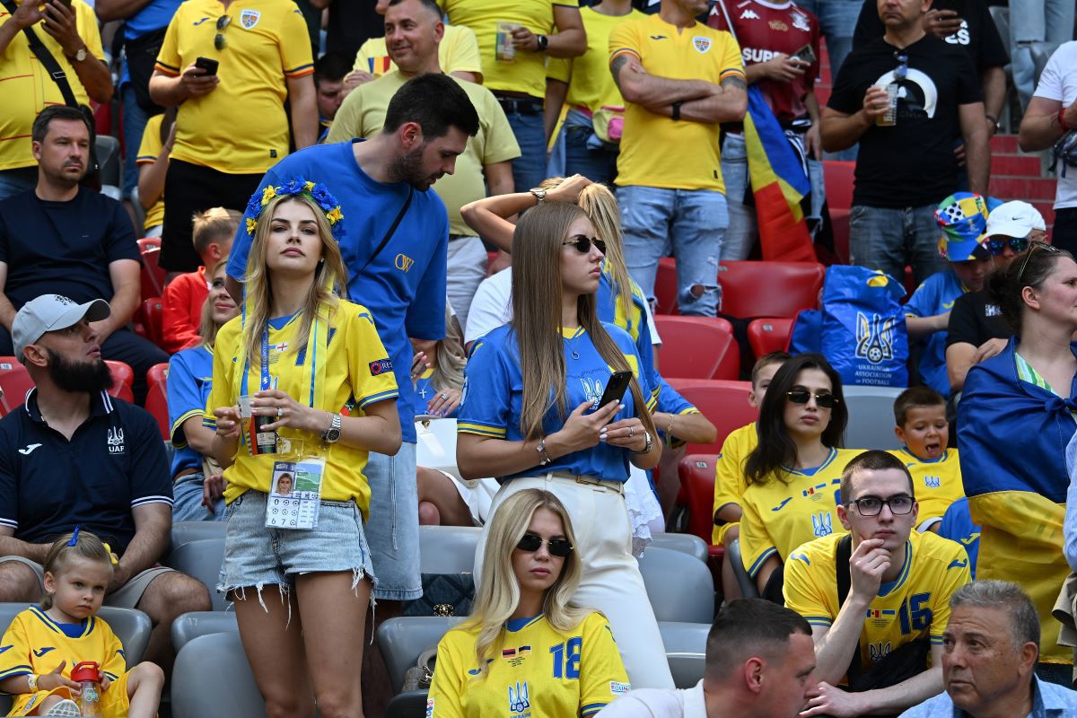 Tristețea jucătorilor și fanilor ucrainenilor după 0-3 cu România