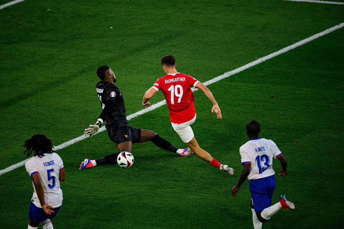 Franța, victorie chinuită și cu mult sânge în primul meci la EURO 2024 » Mbappe a ratat din toate pozițiile și a ieșit cu nasul spart de pe teren! Adieu, Germania?