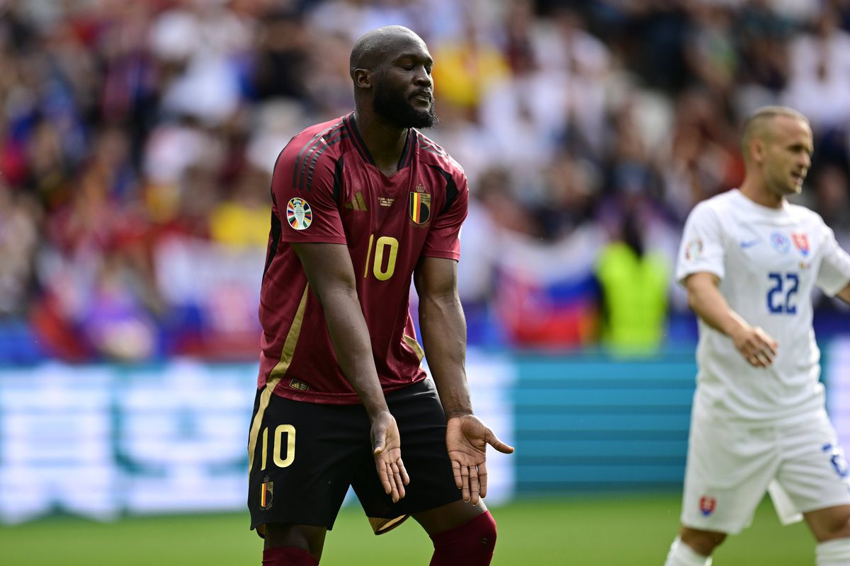 Cine anticipa așa ceva în grupa României? Clasament uluitor după șocul Belgia - Slovacia 0-1