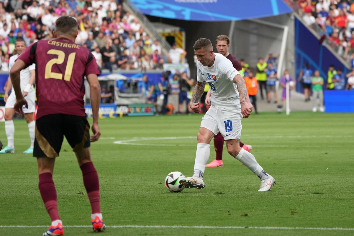 Cine anticipa așa ceva în grupa României? Clasament uluitor după șocul Belgia - Slovacia 0-1