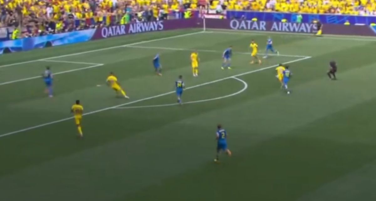 BOOM! Stanciu l-a executat pe Lunin din afara careului, cu un șut din prima, în România - Ucraina! „Execuție de mare maestru!”