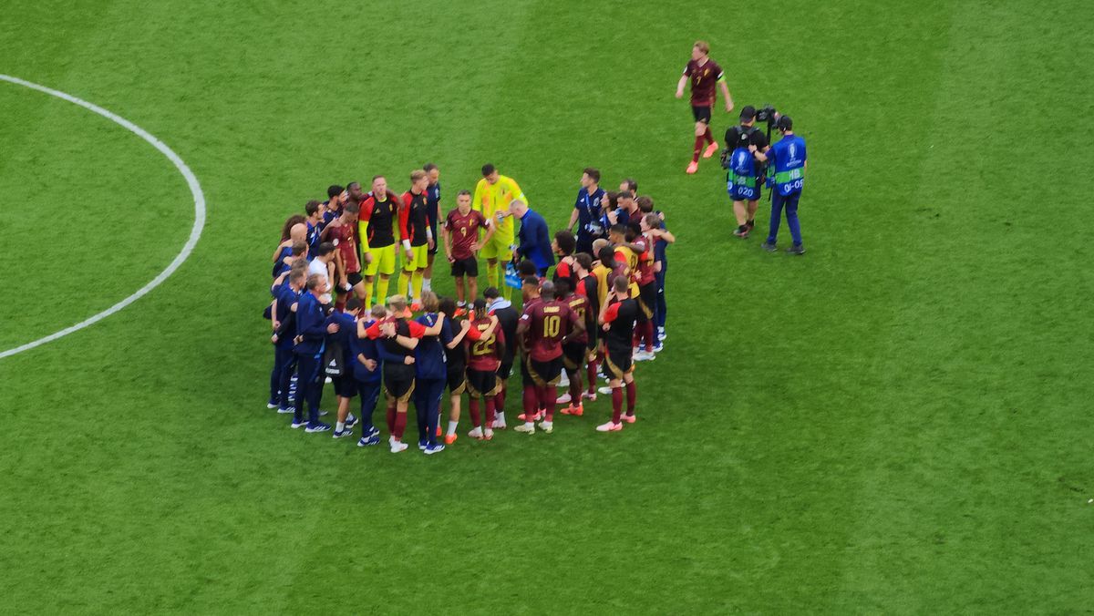 Ce au făcut belgienii imediat după fluierul de final, în timp ce jucătorii Slovaciei sărbătoreau victoria