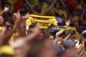 România - Ucraina » Edi Iordănescu a anunțat echipa de start » Florinel Coman, TITULAR! Imagini transmise de GSP din stadion: Florin Niță, aplaudat în picioare