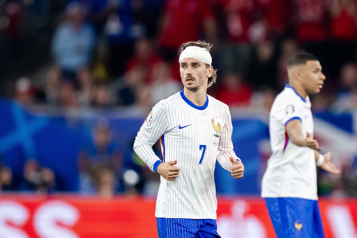 Franța, victorie chinuită și cu mult sânge în primul meci la EURO 2024 » Mbappe a ratat din toate pozițiile și a ieșit cu nasul spart de pe teren! Adieu, Germania?