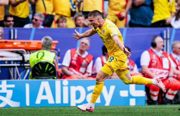 Lunin a fost cu românii! Portarul Ucrainei s-a păcălit la golul de 2-0 al lui Răzvan Marin