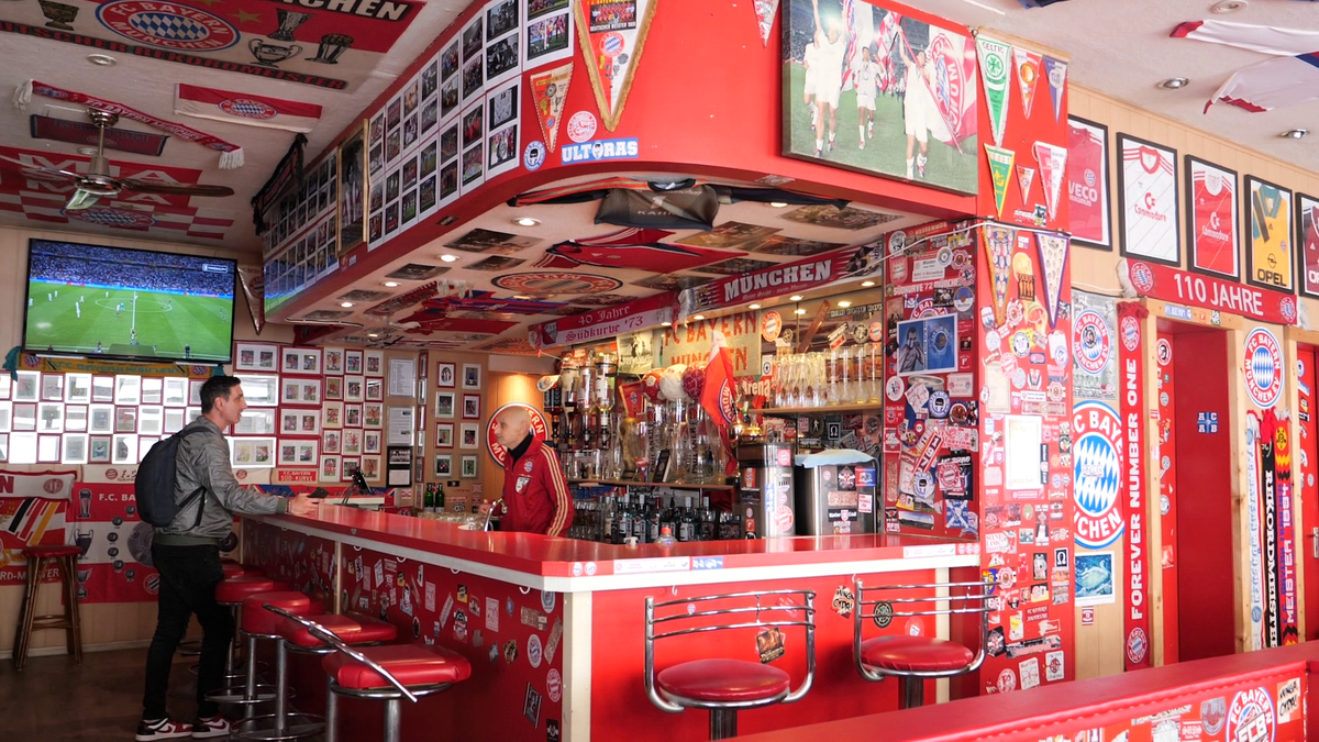 Muzeu, cult, pub, altar, piese de artă » GSP.RO vă invită în tărâmul fermecat al lui Bayern Munchen