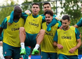 Un apărător al cehilor se teme de duelul cu Ronaldo: „Dacă aș avea antidot să-l opresc pe Cristiano, l-aș da cu o grămadă de bani!”