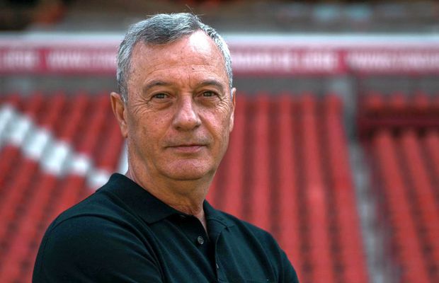 Portretul făcut de belgieni lui Mircea Rednic » „Știu că i-a plăcut armata și ne strângea șurubul! Ne aducea vin în vestiar”