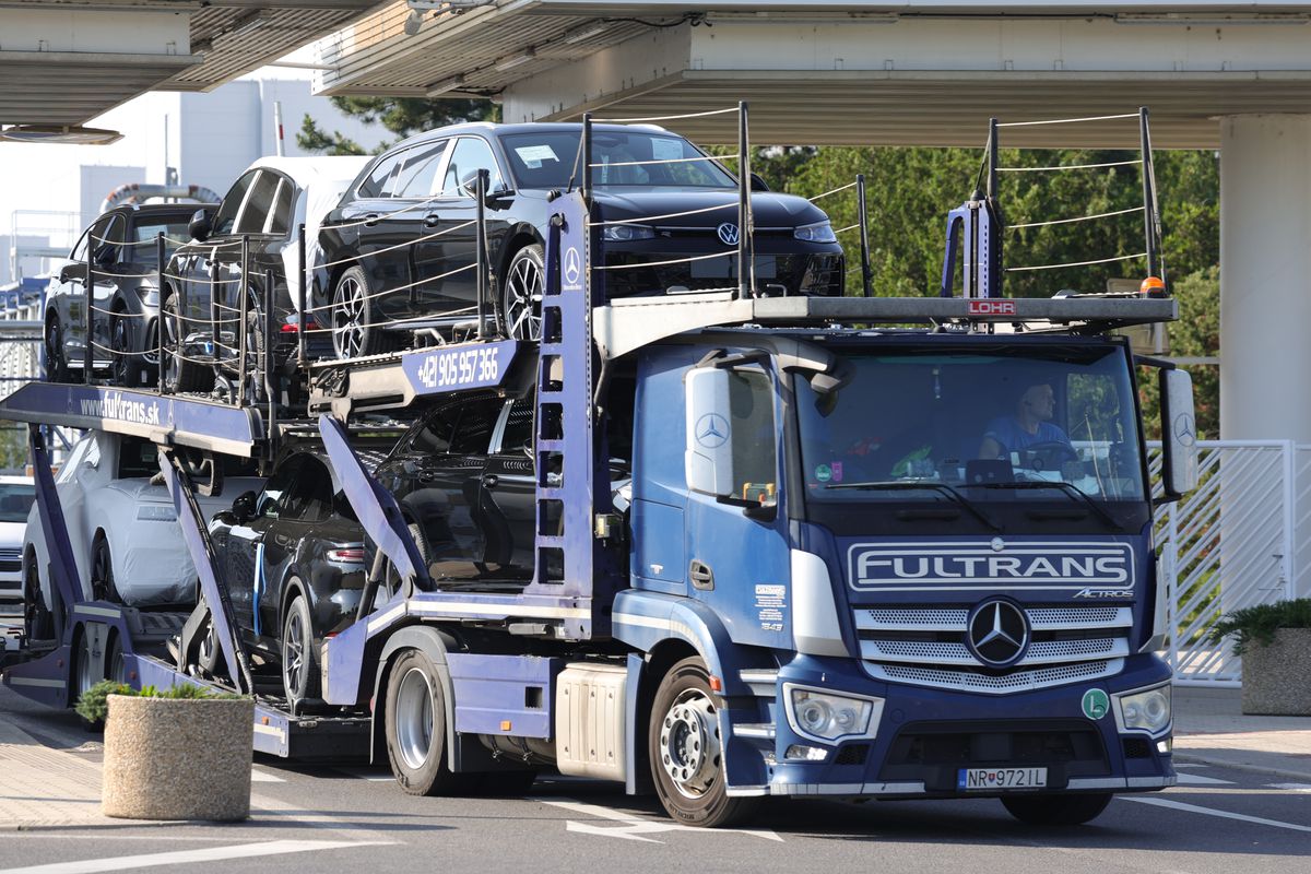 GSP a ajuns în „epicentrul” industriei puse la pământ de Donald Trump în Slovacia