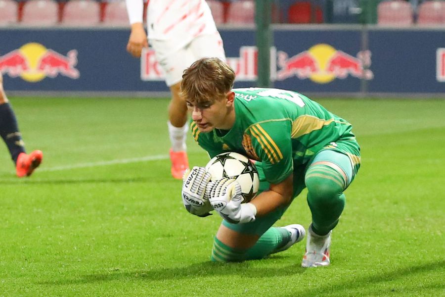 Riccardo Radu a fost printre cei mai buni de la Juventus în meciul cu RB Leipzig din Youth League / Foto: Imago Internaționalul român a convins-o pe Juventus și semnează: „Vreau la Barcelona!” + Ce surpriză i-a pregătit Igor Tudor