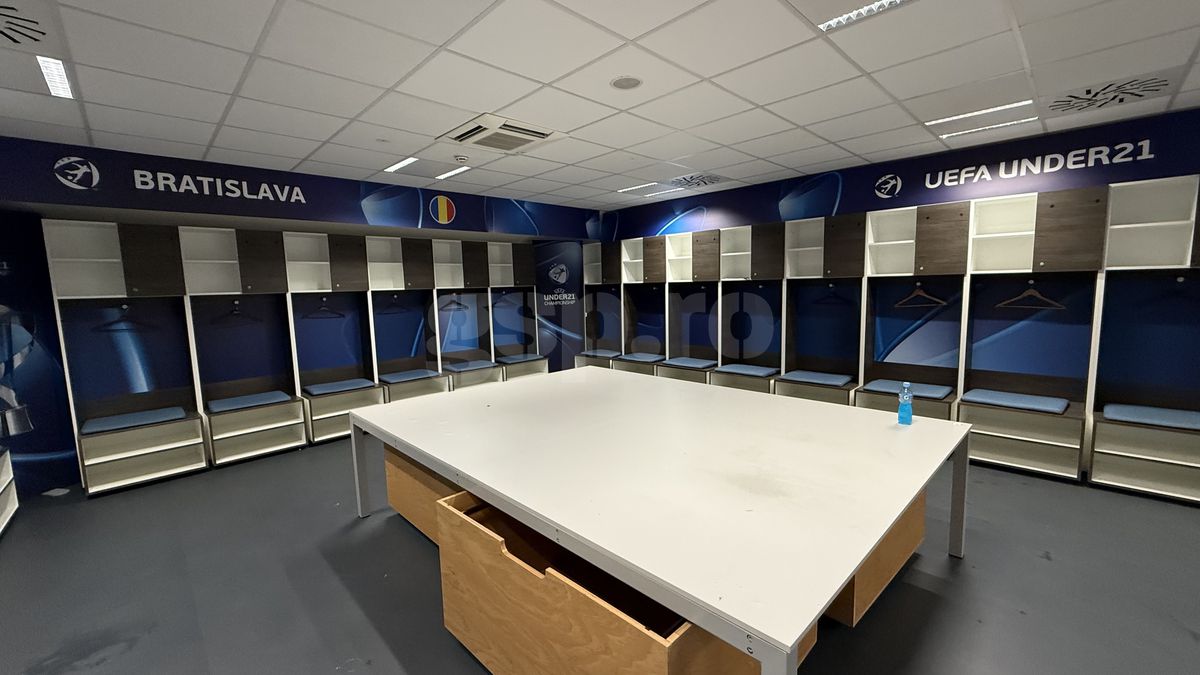 Cum arăta vestiarul României după meciul cu Slovacia, de la Euro U21