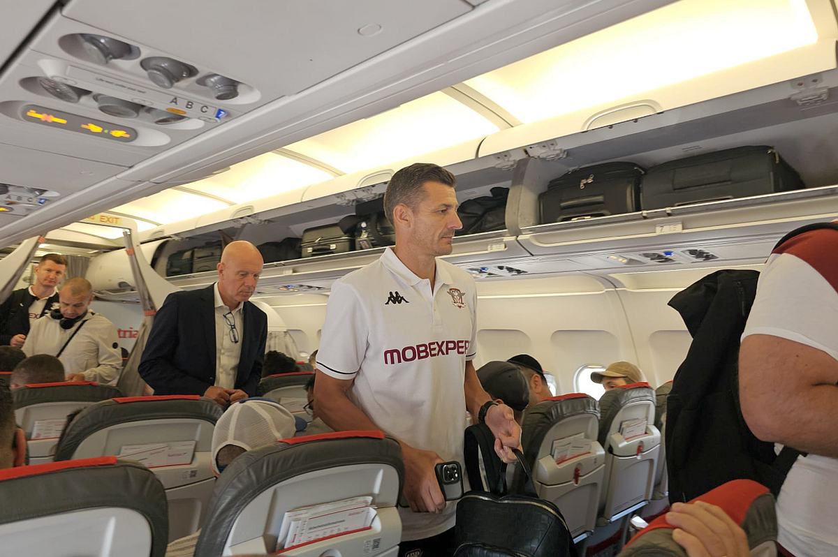 Costel Gâlcă, declarații la plecarea în stagiul din Slovenia: „Faptul că el a venit la noi e un lucru bun. Suntem cu zâmbetul pe buze”