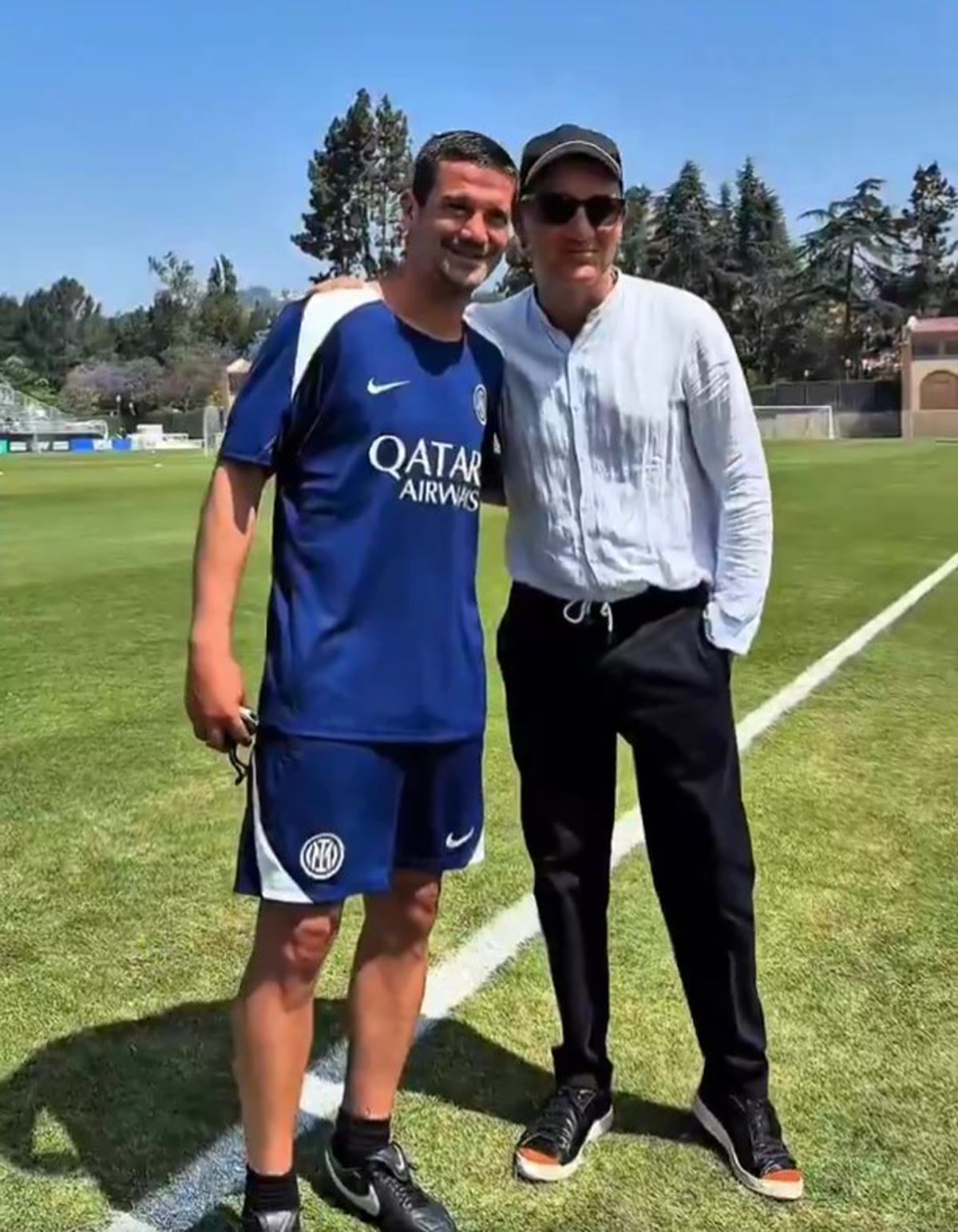 Cristi Chivu a fost vizitat la antrenament în Los Angeles de prietenul său englez, actorul Clive Owen, mare fan Inter