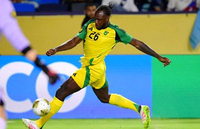 Ce moment! A revenit pe teren într-un timp-record după ce a fost la un pas de moarte