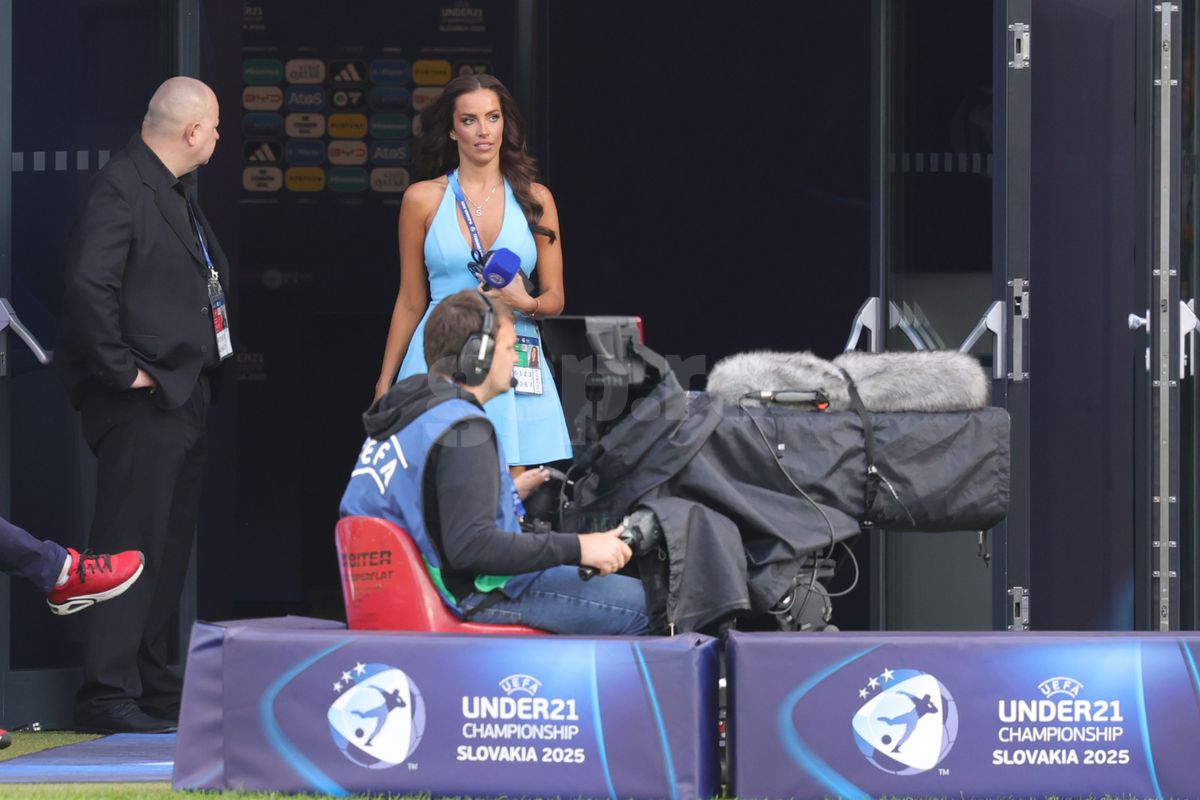Iubita starului de la Napoli, apariție de cinci stele la ultimul meci al României la Euro U21: „Fanii au vrut să mă atingă!”