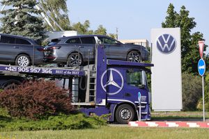 GSP a ajuns în „epicentrul” industriei puse la pământ de Donald Trump în Slovacia