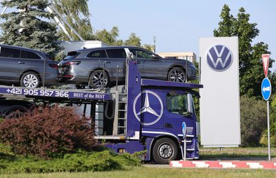 GSP a ajuns în „epicentrul” industriei puse la pământ de Donald Trump în Slovacia