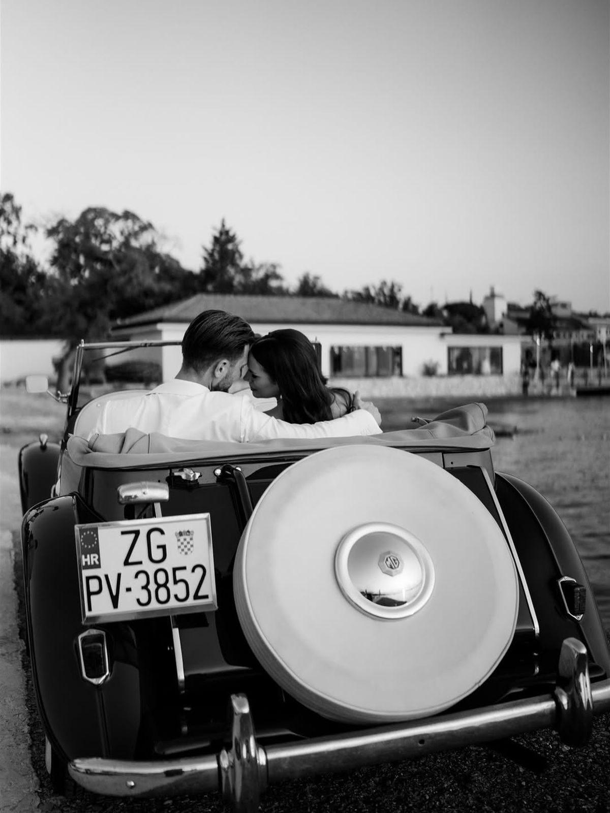 Nunta secretă: omul-cheie al rivalei FCSB-ului s-a căsătorit » Ngezana, printre primii care au reacționat