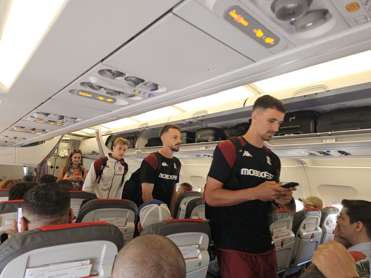 Costel Gâlcă, declarații la plecarea în stagiul din Slovenia: „Faptul că el a venit la noi e un lucru bun. Suntem cu zâmbetul pe buze”