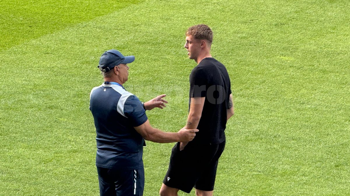 Chemat la raport! Marea țeapă a lui Șucu, printre „tricolorii” U21, înainte de România - Slovacia: scena surprinsă în stadion