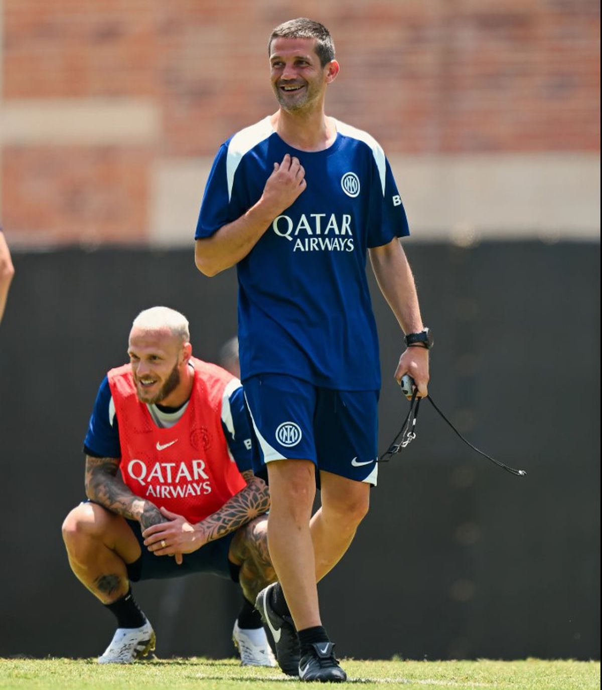 Cristi Chivu a fost vizitat la antrenament în Los Angeles de prietenul său englez, actorul Clive Owen, mare fan Inter