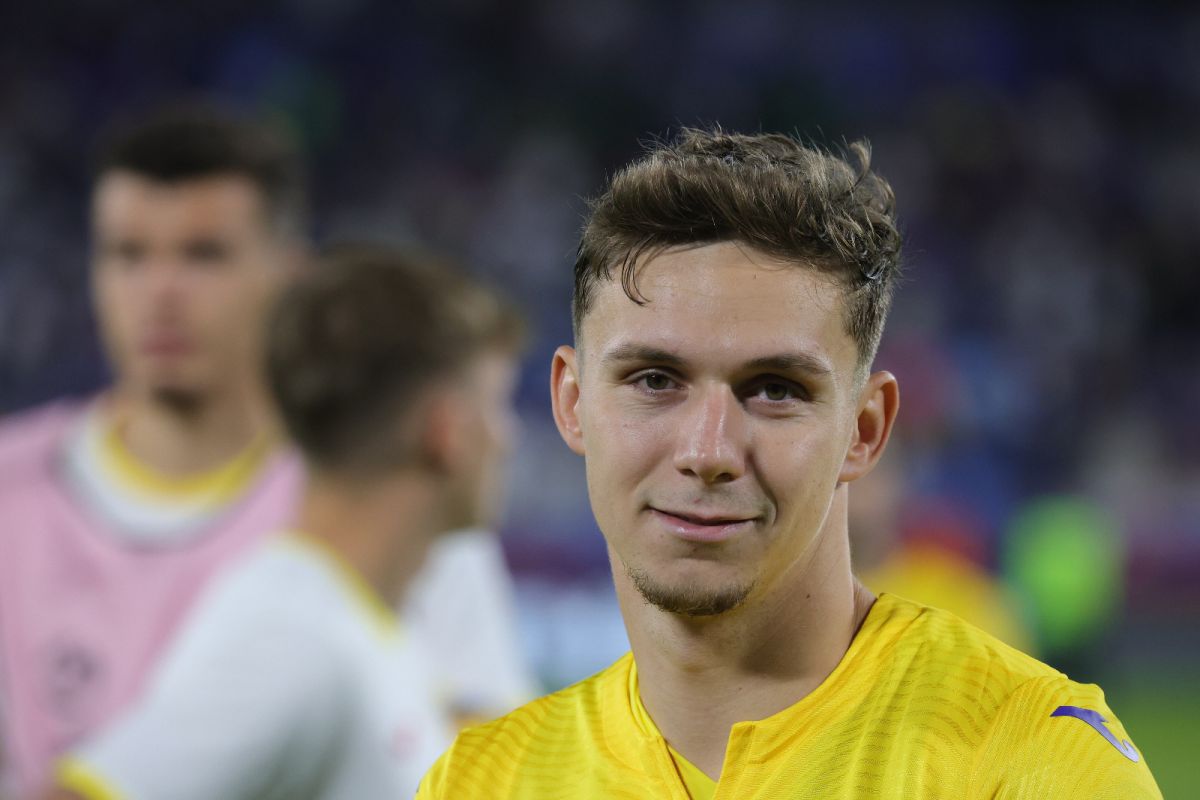 Ce s-a întâmplat pe gazon, după România U21 - Slovacia U21: fanii au scandat alături de ultrași