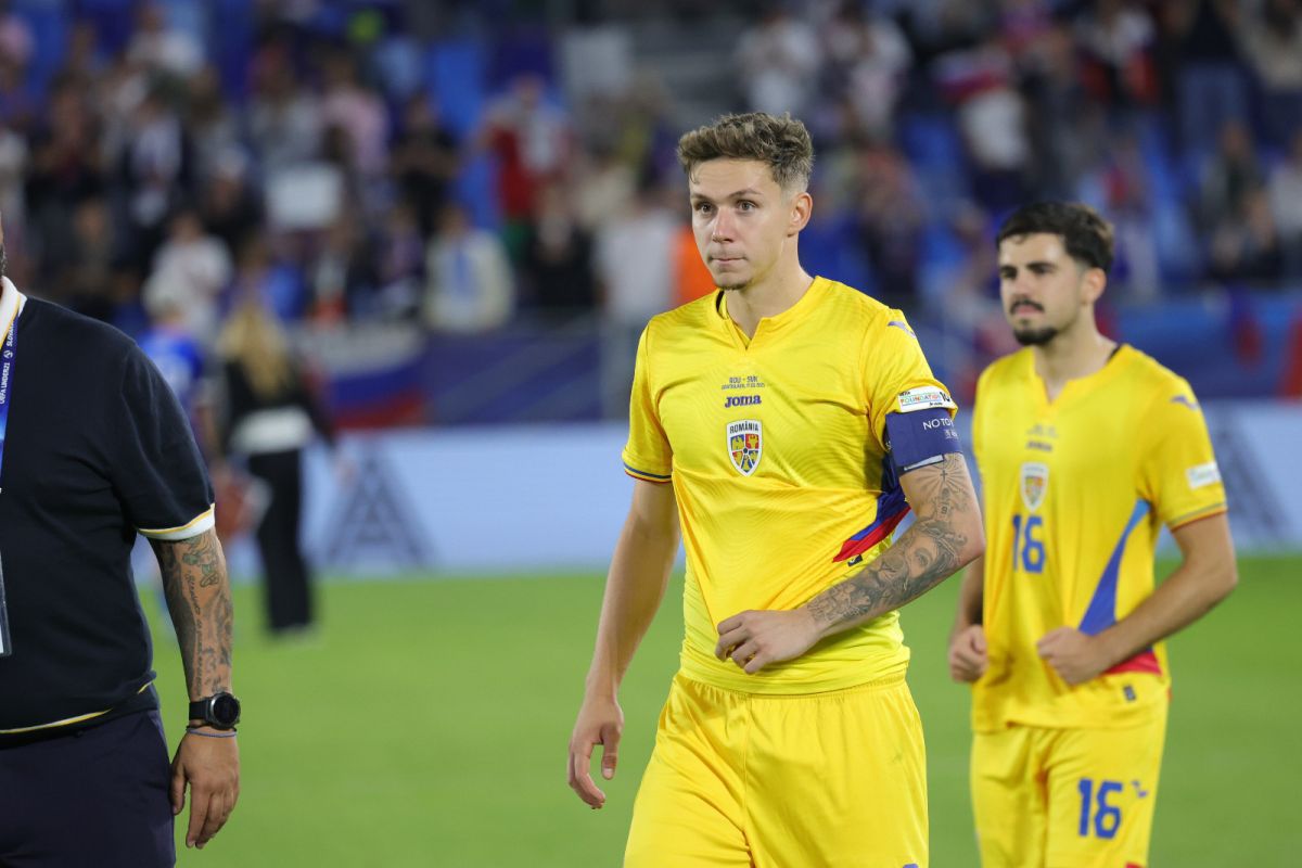 Ce s-a întâmplat pe gazon, după România U21 - Slovacia U21: fanii au scandat alături de ultrași