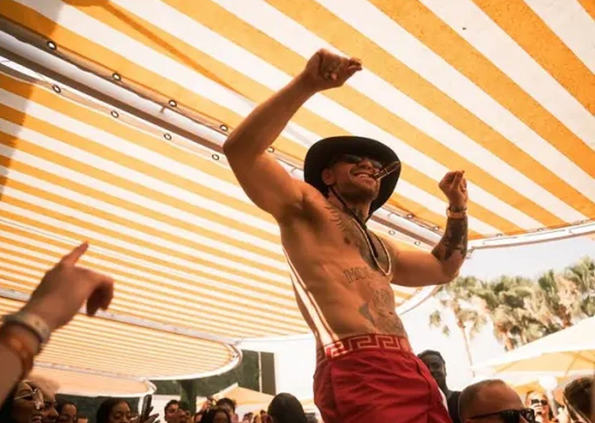Imagini șocante de la fiesta din Ibiza » Conor McGregor l-a bătut în club: uluitor ce a urmat