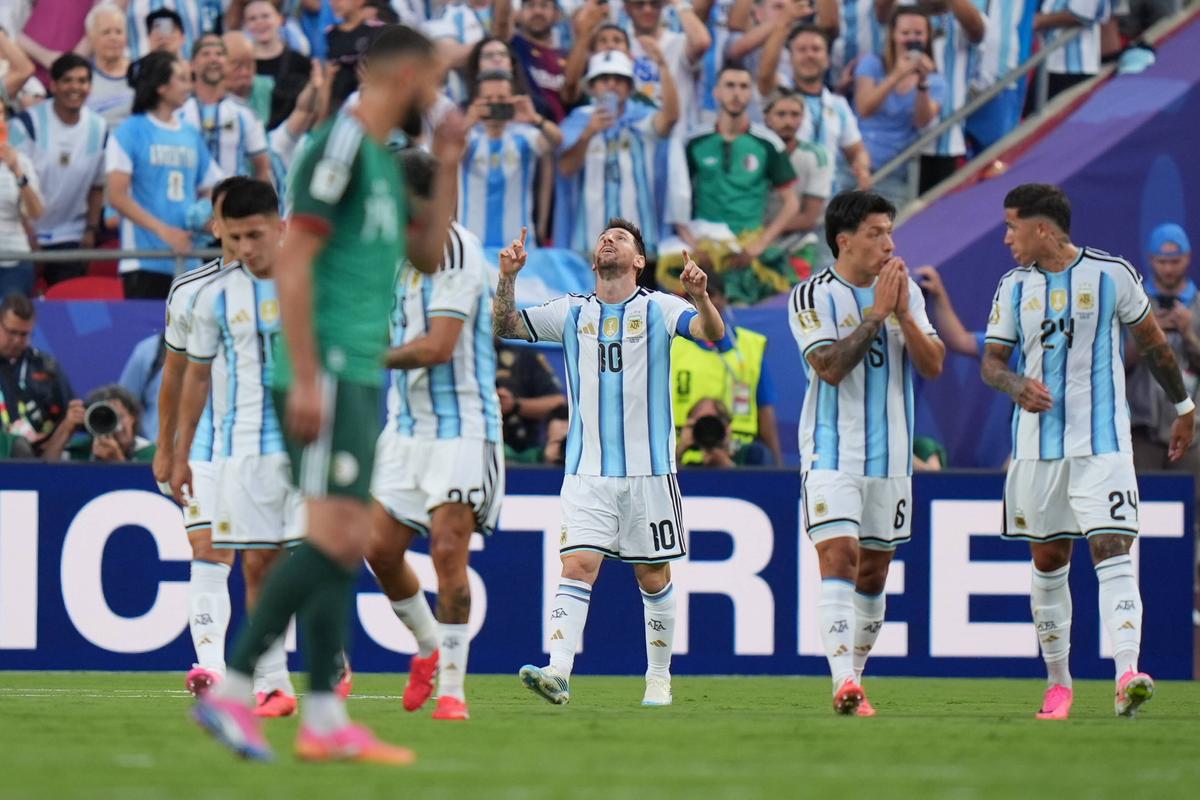Lionel Messi a scris istorie în Argentina - Algeria: bornele atinse