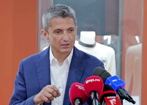 Răzvan Lucescu habar n-avea! Ce a apucat să spună înaintea tragerii la sorți: „U Cluj, echipă mică pentru Europa”