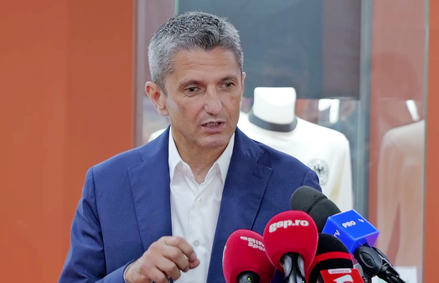 Răzvan Lucescu habar n-avea! Ce a apucat să spună înaintea tragerii la sorți: „U Cluj, echipă mică pentru Europa”