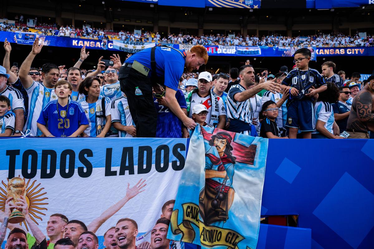 Lionel Messi a scris istorie în Argentina - Algeria: bornele atinse