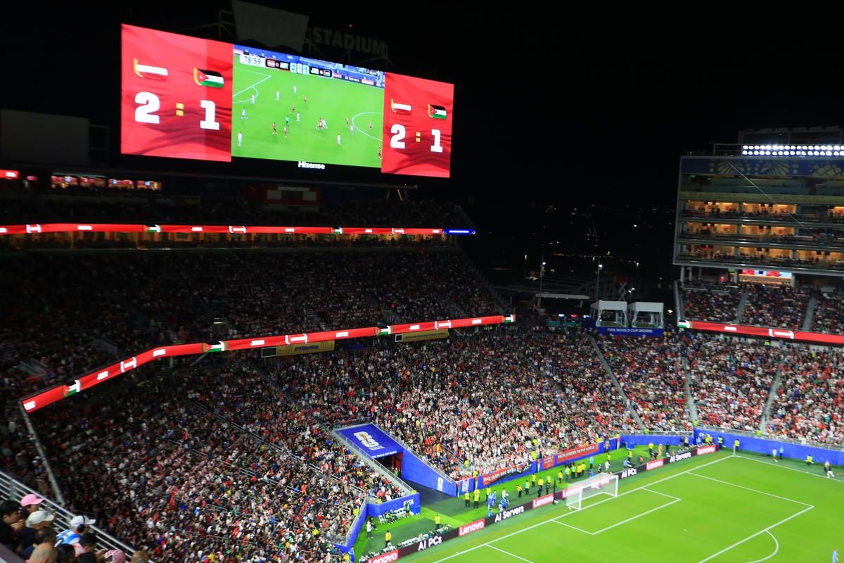 WOW! Stadionul unde România ar fi urmat să joace peste 3 zile nu seamănă cu nimic din ce am mai văzut: imagini incredibile