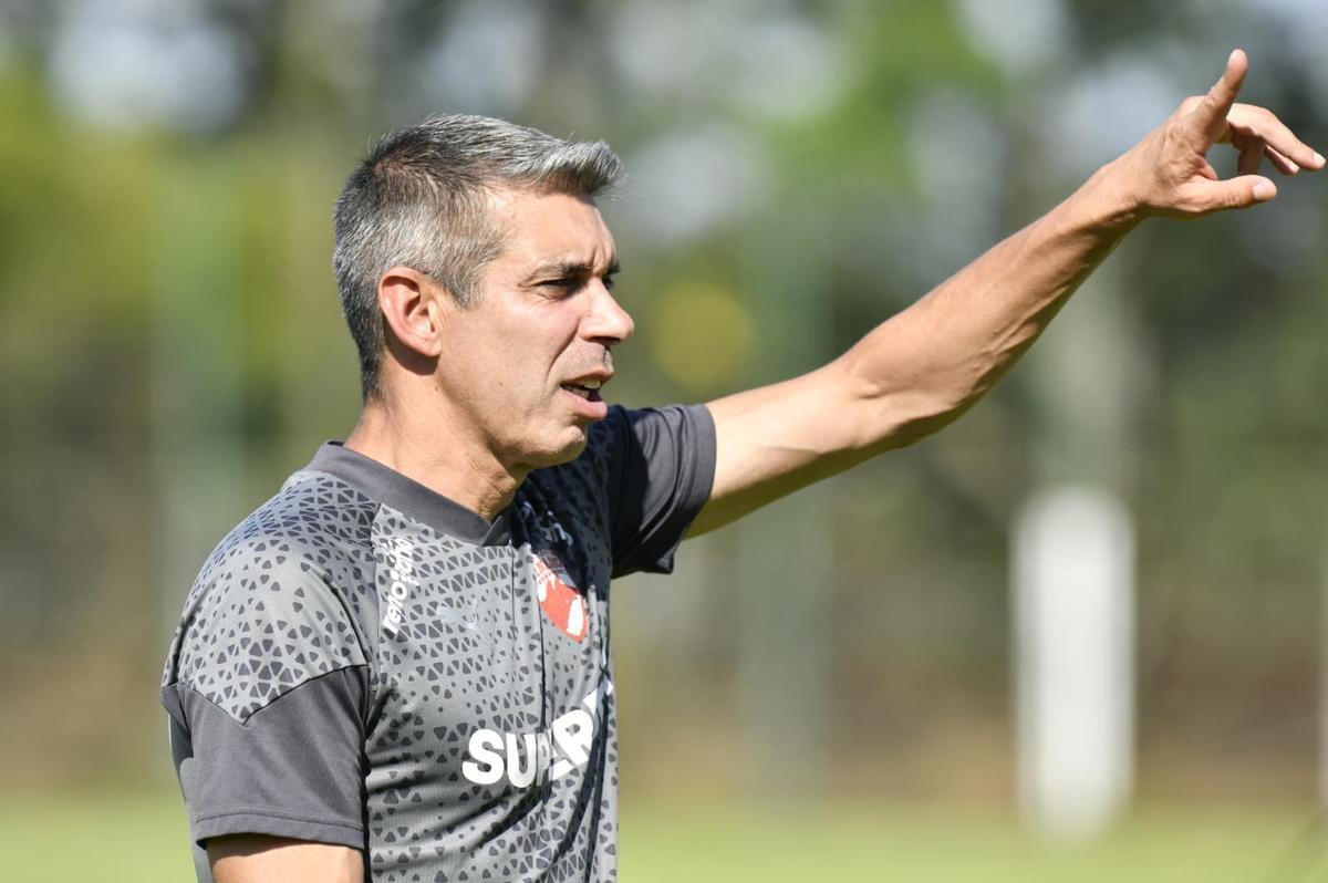 Nuno Campos va lua decizia: „Nu vor merge în cantonament” » 29 de jucători sub comanda noului antrenor al lui Dinamo
