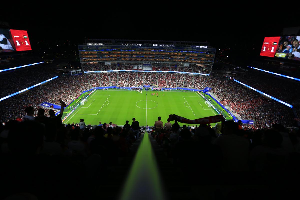 WOW! Stadionul unde România ar fi urmat să joace peste 3 zile nu seamănă cu nimic din ce am mai văzut: imagini incredibile