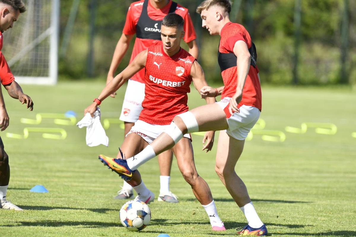 Nuno Campos va lua decizia: „Nu vor merge în cantonament” » 29 de jucători sub comanda noului antrenor al lui Dinamo