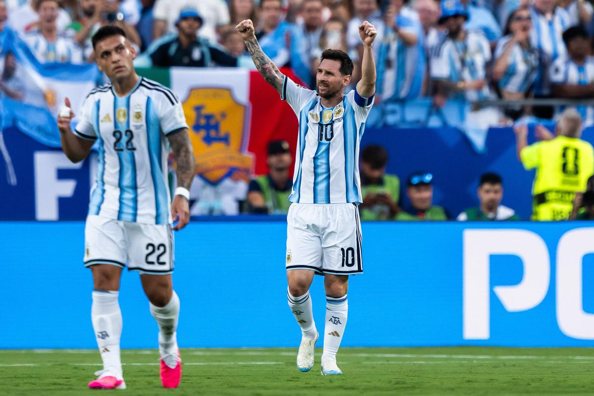 Lionel Messi a scris istorie în Argentina - Algeria: bornele atinse