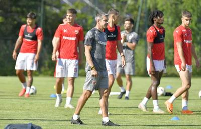 Nuno Campos va lua decizia: „Nu vor merge în cantonament” » 29 de jucători sub comanda noului antrenor al lui Dinamo